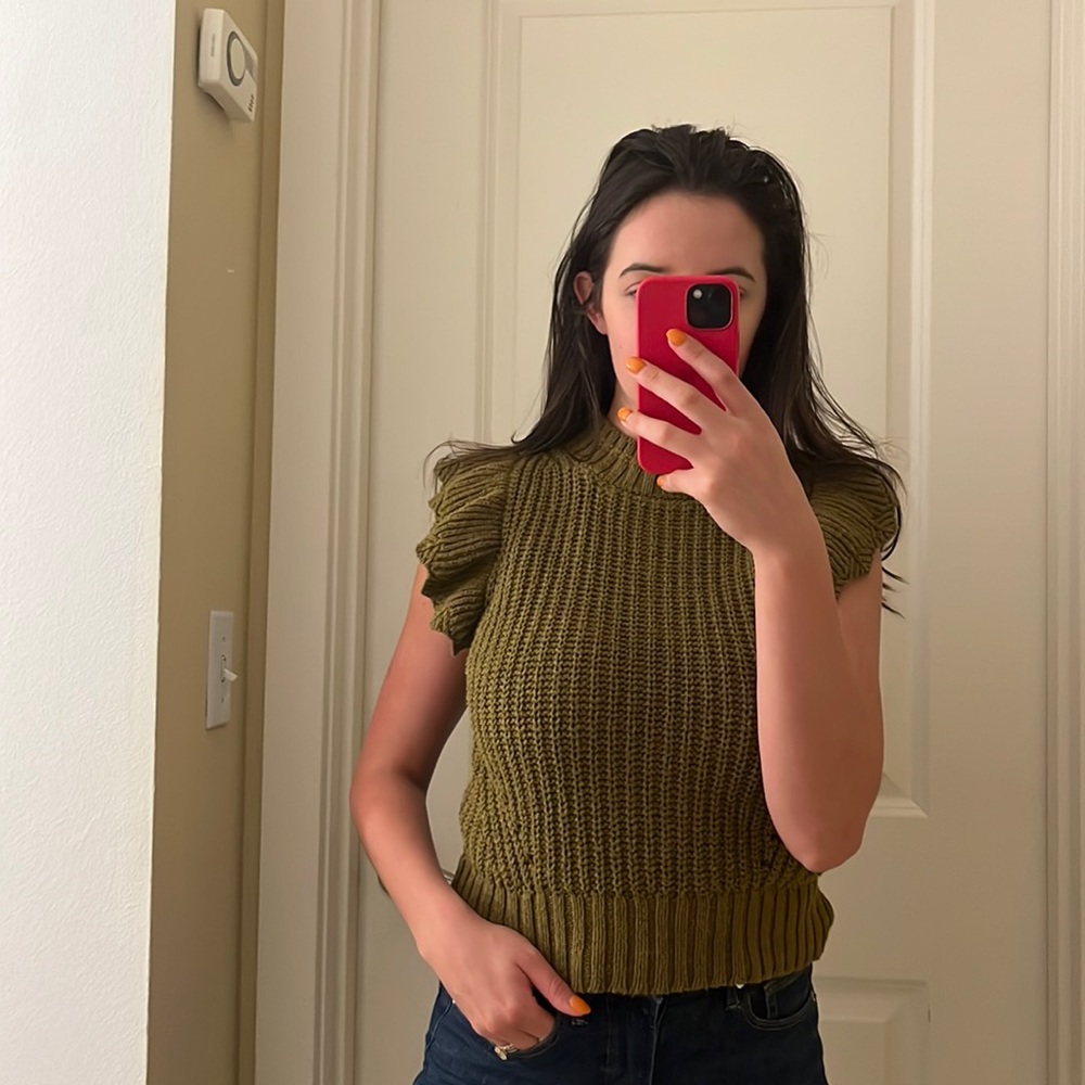 Cropped Olive High-neck Sweater